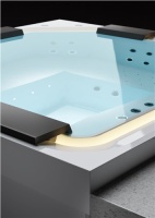 Гидромассажный спа-бассейн Superquarz